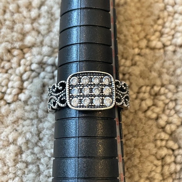 Beautiful antique style sterling silver ring - Picture 2 of 9